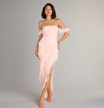 Discover $40 & under prom dresses featuring romantic silhouettes and standout style-affordable glam starts here. 